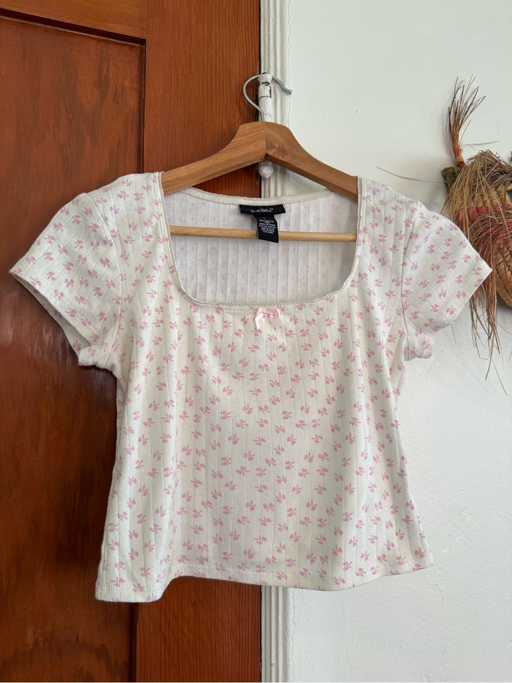 Square-Neck Pink Bow Print Ribbed Tee - Unbranded